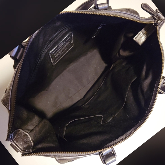 Authentic Coach Rhyder Metallic Satchel - Picture 6 of 9